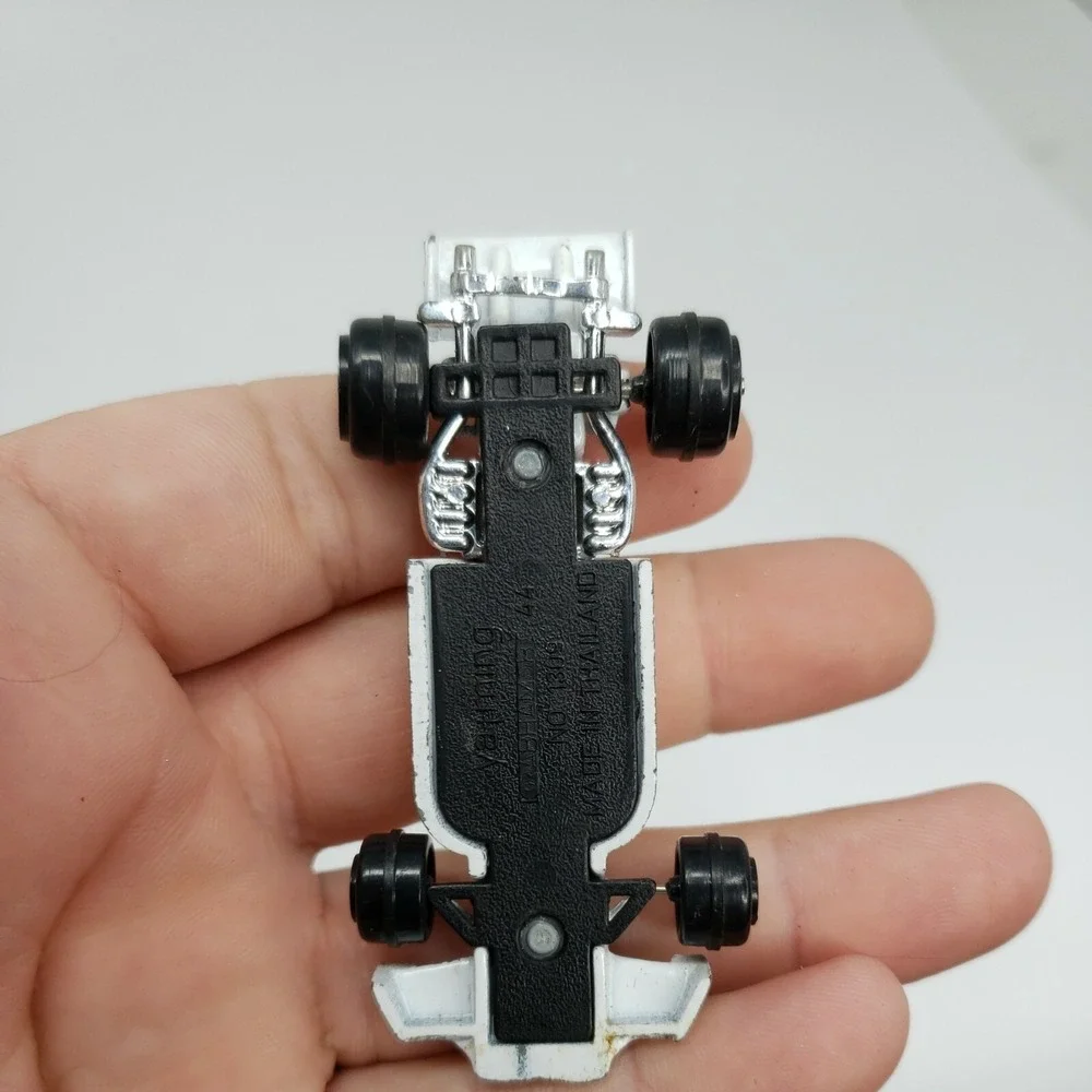 Yatming Brabham BT 44 White No 1309 Vintage Diecast Indy Car Race‎ Car Rare
